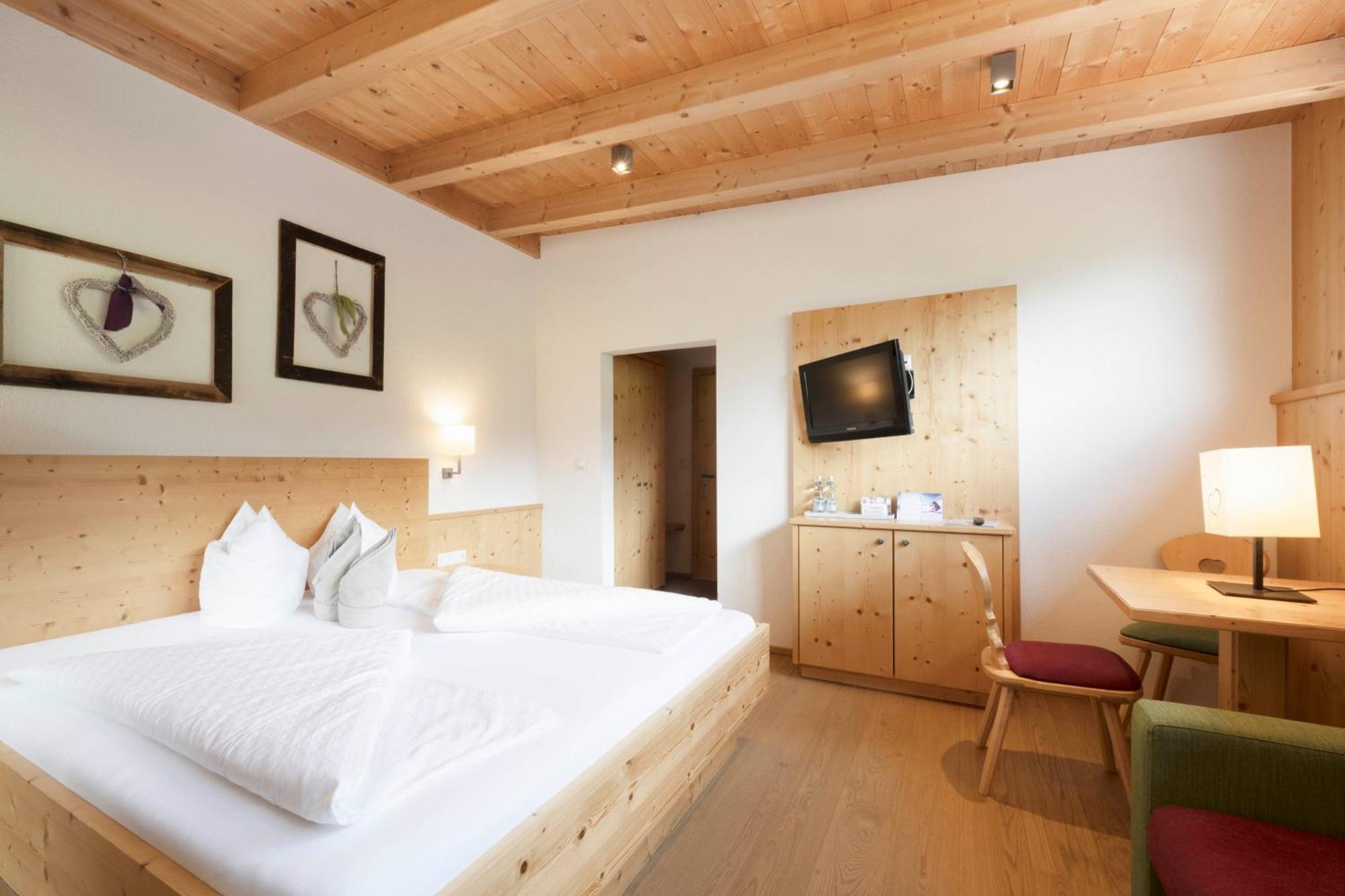 LifestylePanoramaHotel Erika Superior Neustift im Stubaital Exterior foto
